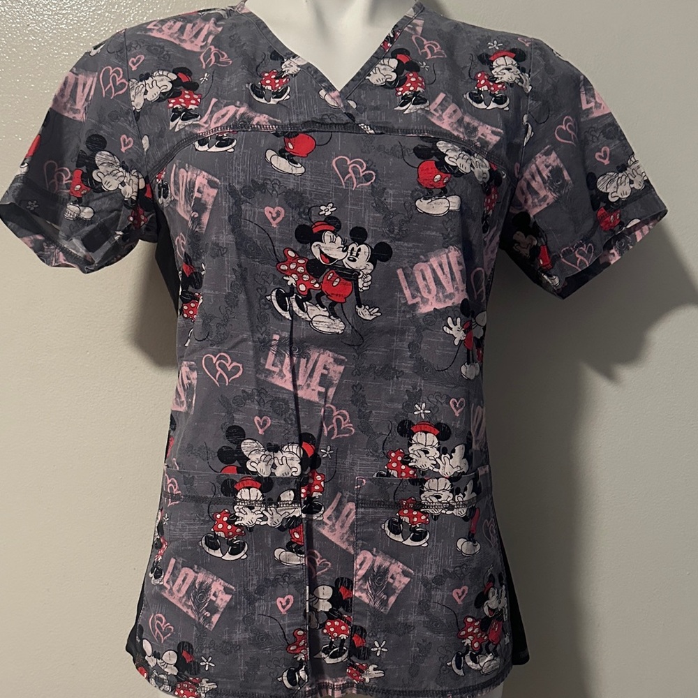 Disney Gray Minnie Mouse Print Scrub Top with Red Accents